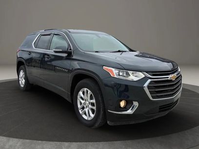 Used 2018 Chevrolet Traverse LT