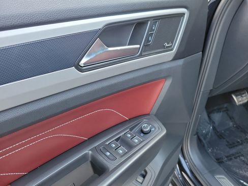 Used 2023 Volkswagen Atlas Cross Sport SEL Premium R-Line image 18