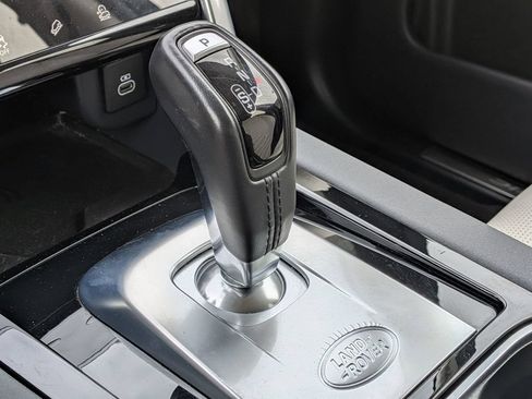 Used 2023 Land Rover Discovery Sport SE R-Dynamic AWD/4WD image 24