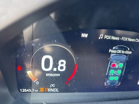 Used 2025 Ford Explorer Platinum w/ LUX Leather Package image 17