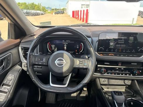 Used 2021 Nissan Rogue Platinum AWD/4WD image 28