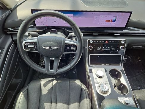 Used 2025 Genesis GV80 2.5T Standard AWD/4WD image 18