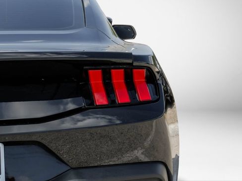 Used 2025 Ford Mustang GT Premium RWD image 45