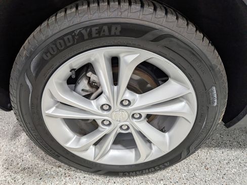 Used 2023 Buick Encore GX Preferred w/ Cold Weather Comfort Package image 9