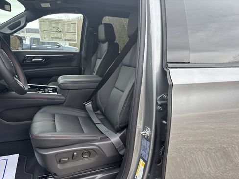 New 2026 Chevrolet Suburban RST w/ Comfort Package image 14