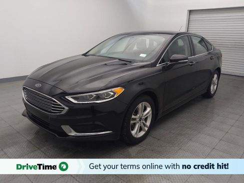 Used 2018 Ford Fusion SE w/ Fusion SE Technology Package FWD image 1