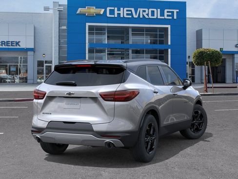 New 2026 Chevrolet Blazer LT w/ Convenience Package FWD image 4