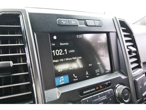 Used 2018 Ford F150 XLT w/ Equipment Group 302A Luxury AWD/4WD image 22