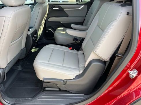 New 2025 GMC Acadia Elevation w/ Elevation Premium Package FWD image 22