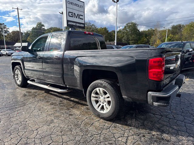 Used 2018 Chevrolet Silverado 1500 LT w/ All Star Edition RWD image 4