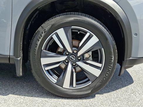 Certified 2023 Nissan Rogue SL w/ SL Premium Package AWD/4WD image 10