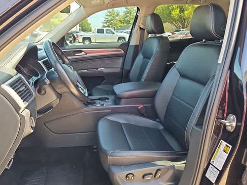Used 2021 Volkswagen Atlas SE w/ Panoramic Sunroof Package FWD image 14