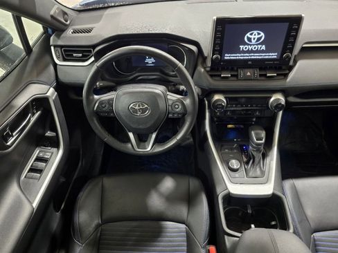 Used 2022 Toyota RAV4 XSE AWD/4WD image 35