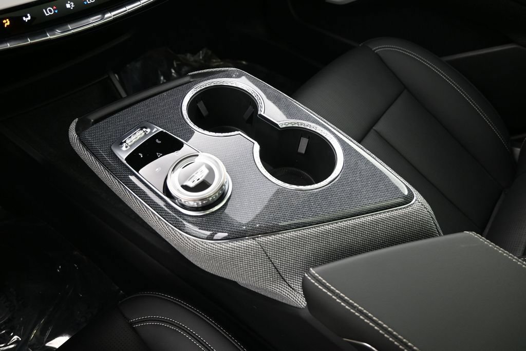 Certified 2025 Cadillac Optiq Sport 2 AWD/4WD image 18