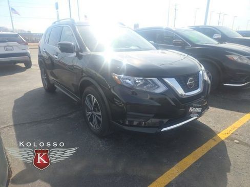 Used 2019 Nissan Rogue SV w/ Sun & Sound Touring Package image 1