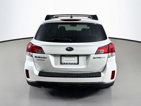 Used 2013 Subaru Outback 2.5i Limited w/ Moonroof Pkg AWD/4WD image 9