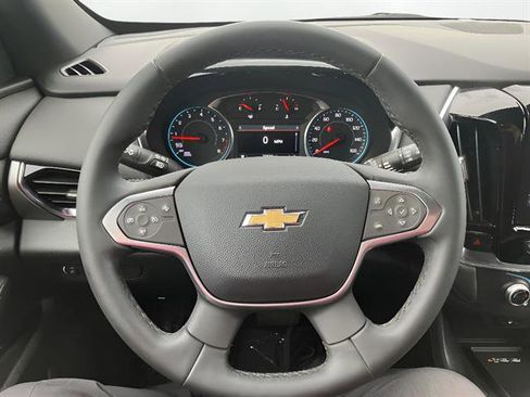 Used 2023 Chevrolet Traverse LT AWD/4WD image 11