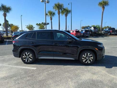 New 2026 Volkswagen Tiguan S image 3