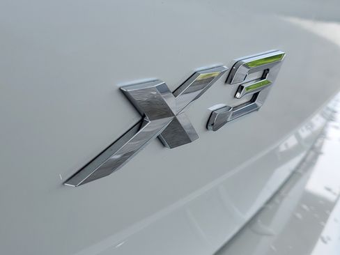 Used 2023 BMW X3 xDrive30i w/ M Sport Package AWD/4WD image 5