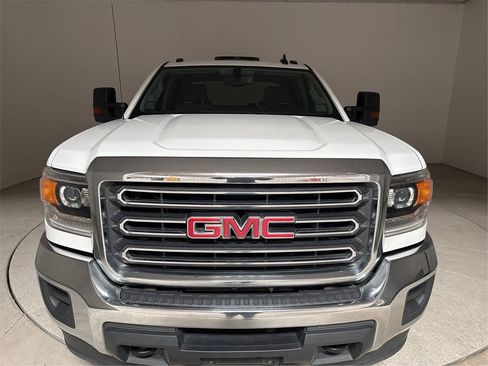 Used 2019 GMC Sierra 2500 2WD Crew Cab w/ Sierra Convenience Package image 25