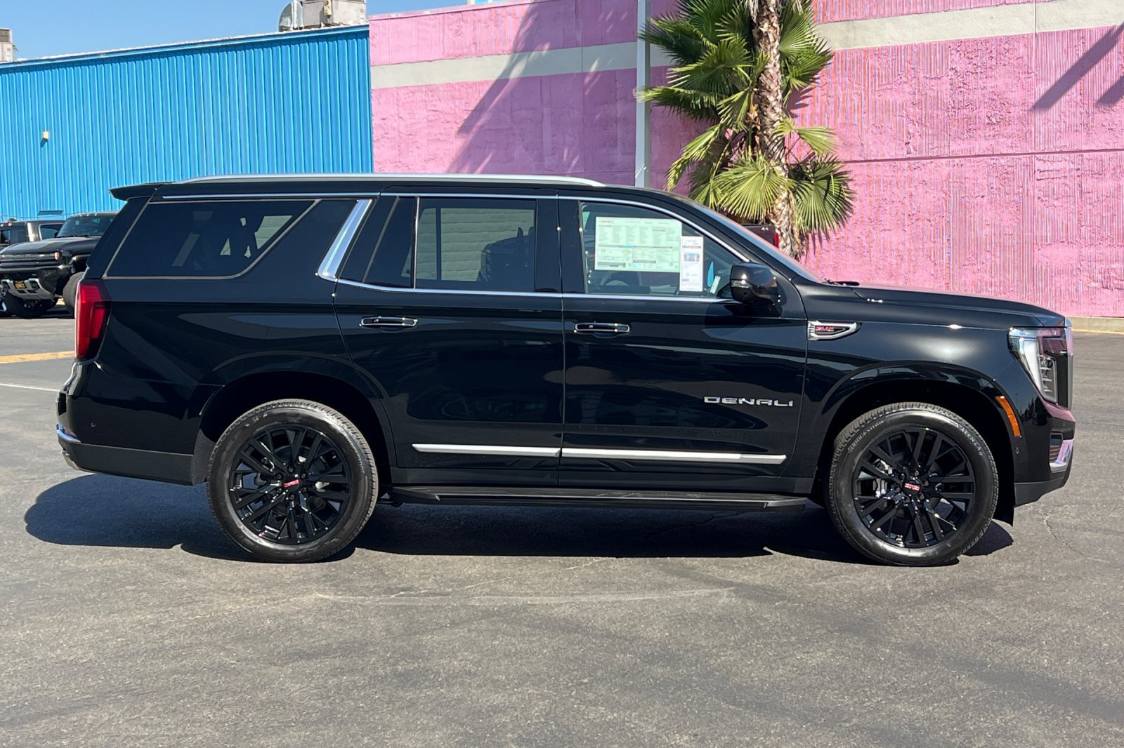 New 2026 GMC Yukon Denali w/ Advanced Technology Package AWD/4WD image 3