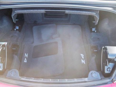 Used 2011 BMW Z4 sDrive35i image 18