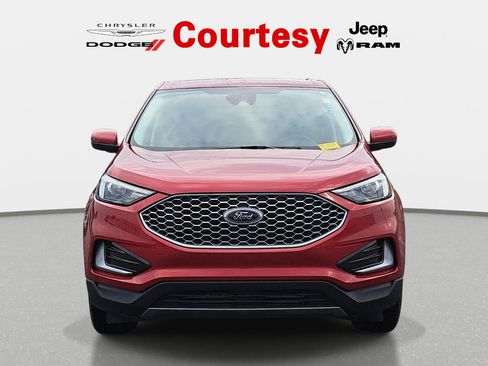 Used 2023 Ford Edge SEL AWD/4WD image 9