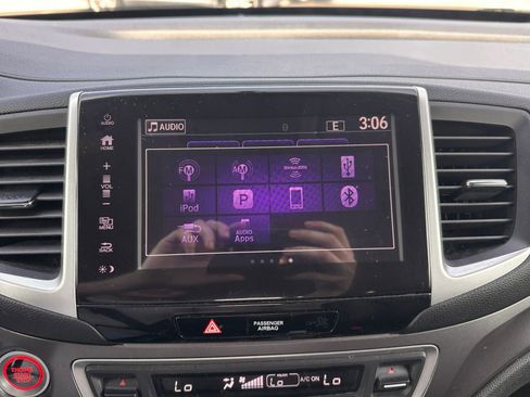 Used 2018 Honda Pilot EX-L image 19
