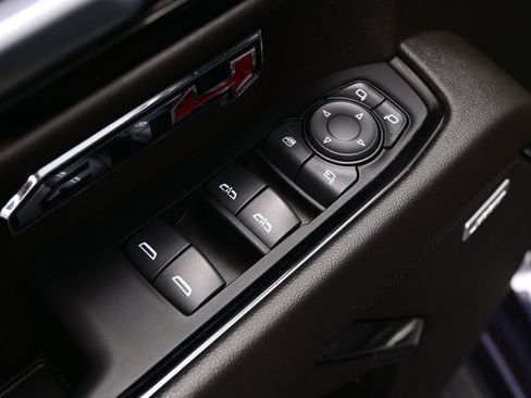 Used 2022 GMC Sierra 1500 AT4 w/ AT4 Premium Package AWD/4WD image 22