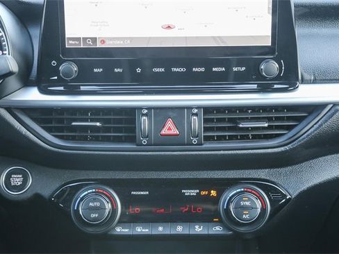 Certified 2023 Kia Forte GT-Line image 14