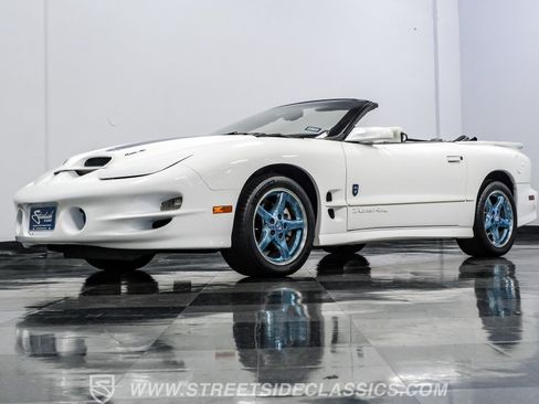 Used 1999 Pontiac Firebird Trans Am RWD image 22