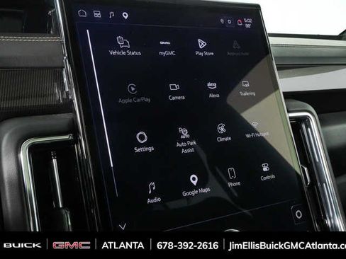 Used 2025 GMC Yukon Elevation AWD/4WD image 16