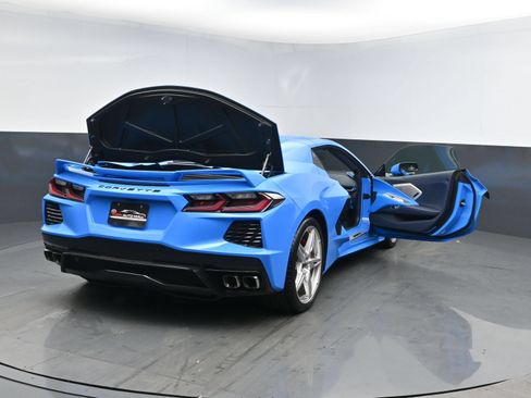 Used 2022 Chevrolet Corvette Stingray Premium Conv w/ Z51 Performance Package RWD image 32