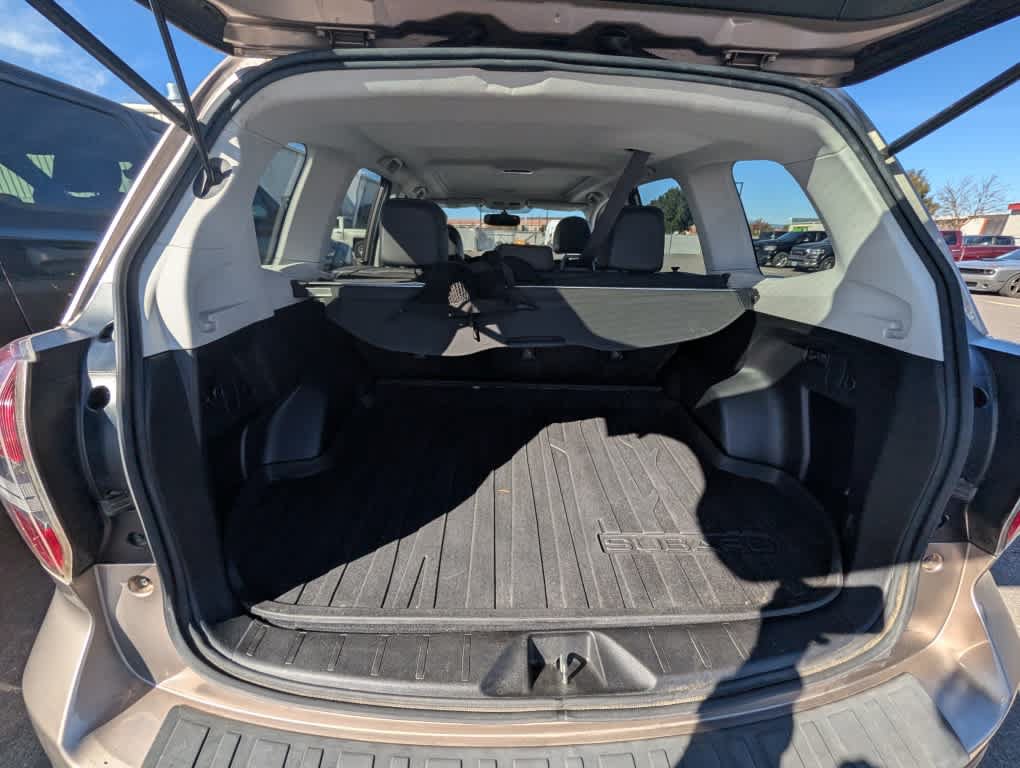 Used 2015 Subaru Forester 2.5i Limited w/ Popular Package #2 AWD/4WD image 12