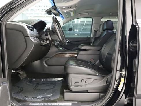 Used 2018 Chevrolet Tahoe LT AWD/4WD image 12