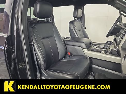 Used 2019 Ford F150 Lariat w/ Equipment Group 502A Luxury AWD/4WD image 31