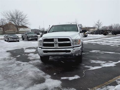 Used 2015 RAM 2500 SLT image 24