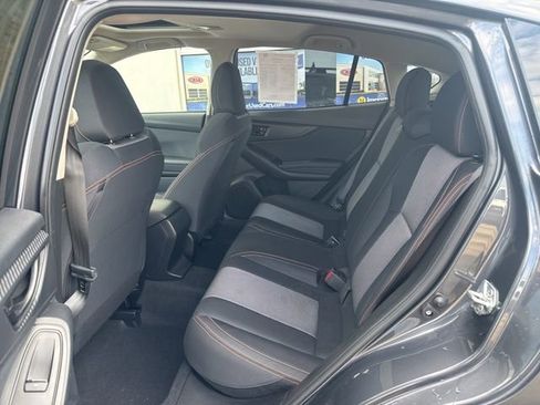 Used 2023 Subaru Crosstrek 2.0i Premium image 23