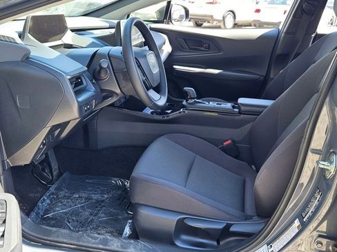 Used 2025 Toyota Prius LE image 26
