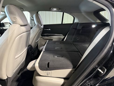 Used 2019 Cadillac XT4 Luxury image 31