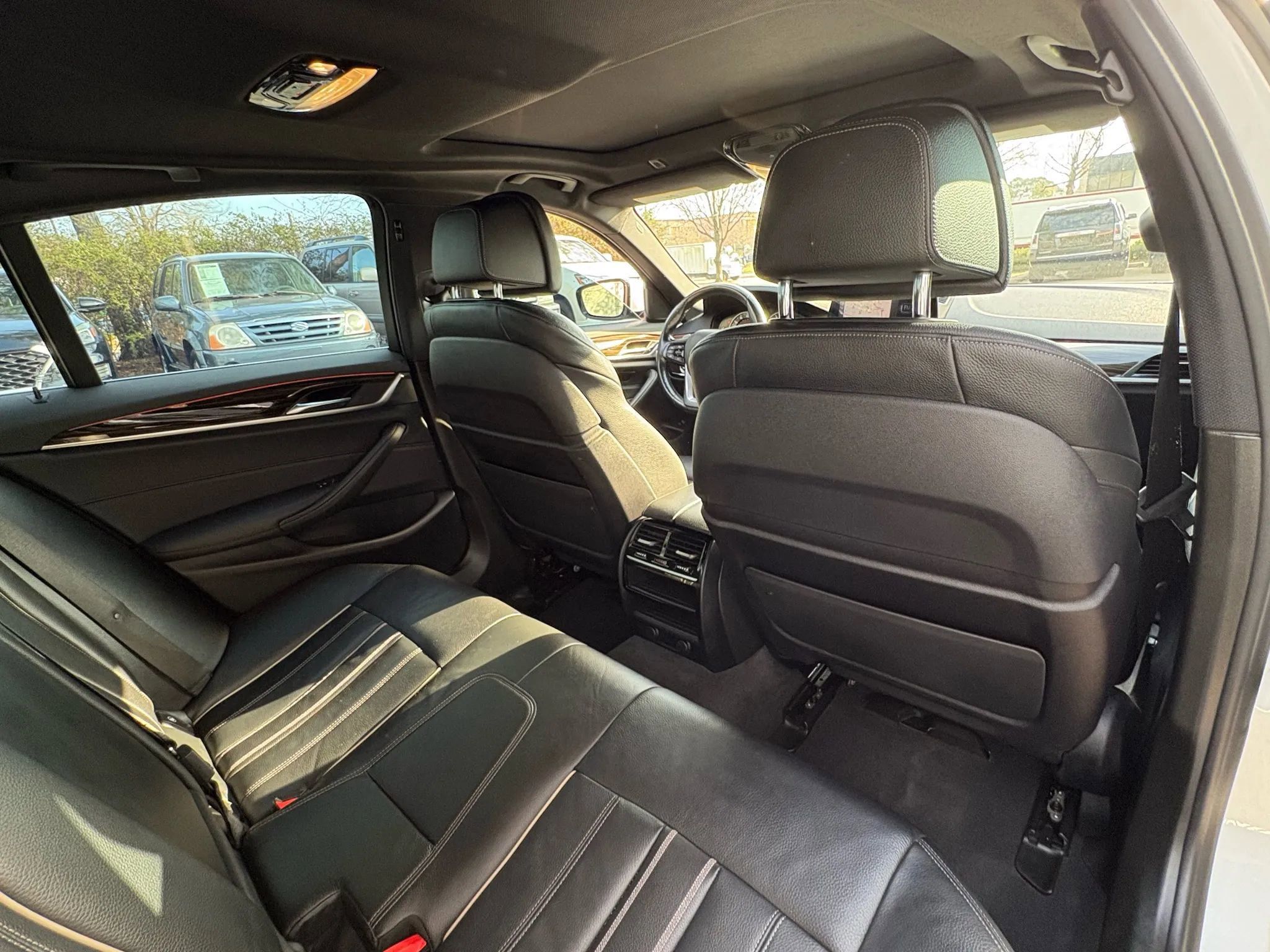 Used 2019 BMW 540i xDrive AWD/4WD image 15