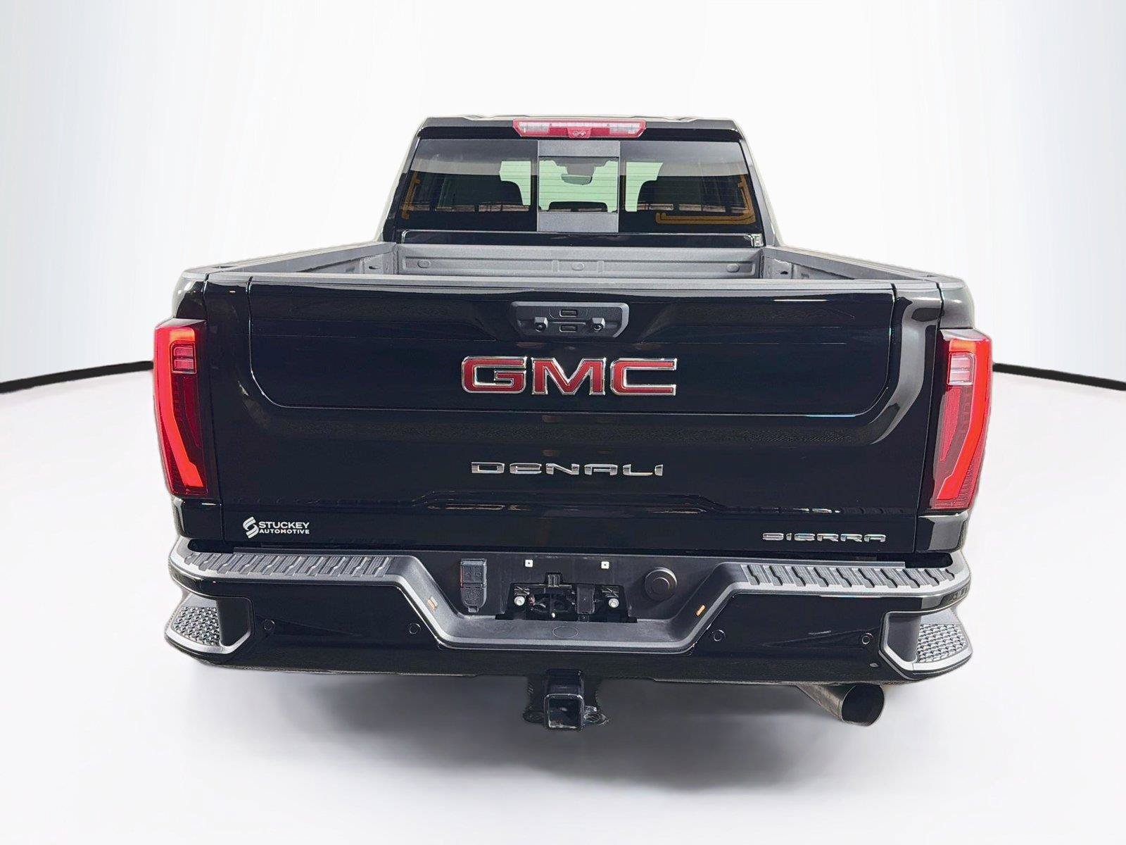 Used 2024 GMC Sierra 3500 Denali w/ Denali Reserve Package AWD/4WD image 10