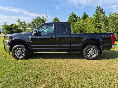 Used 2022 Ford F250 Lariat w/ Chrome Package AWD/4WD image 9