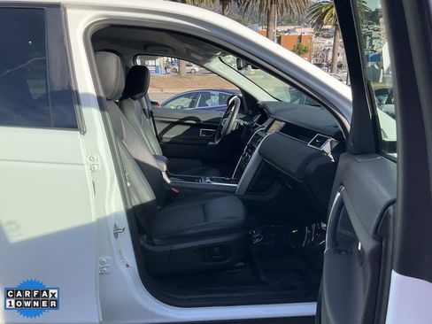 Used 2019 Land Rover Discovery Sport SE image 63