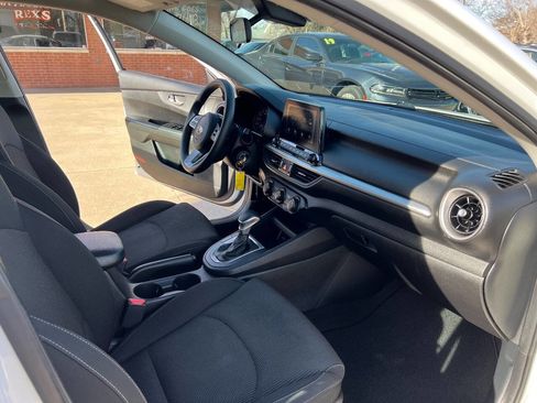 Used 2020 Kia Forte Sedan image 19