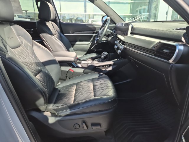 Used 2025 Kia Telluride SX Prestige X-Pro AWD/4WD image 30