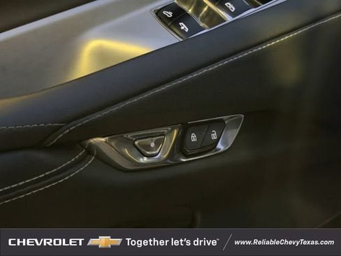 Used 2023 Chevrolet Corvette Stingray Preferred Conv w/ Z51 Performance Package RWD image 29