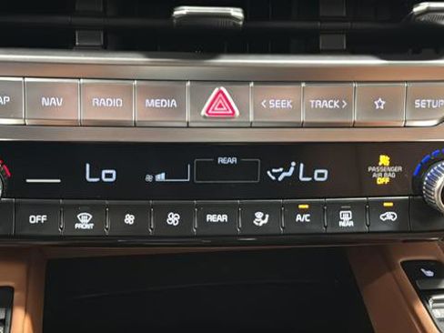 Used 2025 Kia Telluride EX X-Line AWD/4WD image 17