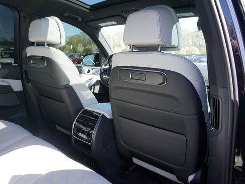 Used 2024 BMW X5 M60i w/ Climate Comfort Package image 25