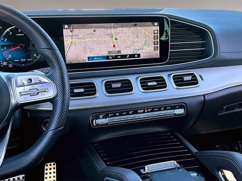 Used 2022 Mercedes-Benz GLS 450 4MATIC w/ AMG Line Exterior image 9